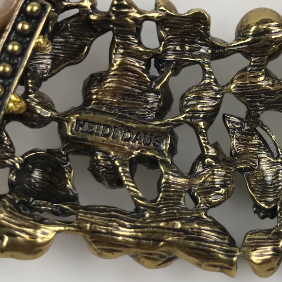 SOLD. Heidi Daus RARE Secret Garden Swarovski Crystals Simulated Pearls Necklace - Picture 8 of 12